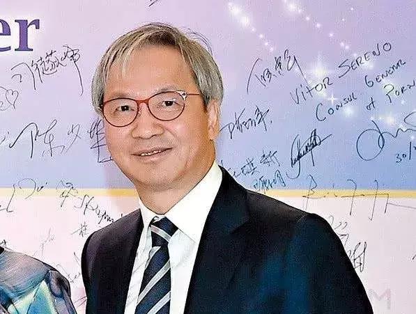 澳门开奖结果+开奖记录表本_轿车自燃爷孙被困 众人合力救出,适用性执行设计_专属款13.83.41