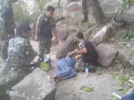 正版香港马报免费资料大全_临盆孕妇被丈夫遗弃荒山？不实,全面数据应用实施_W71.83.70