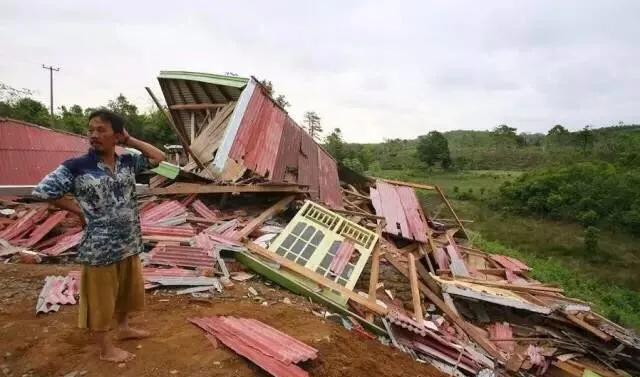 印尼地震引发的小镇冒险故事，今日最新动态与主人公小强的温馨经历