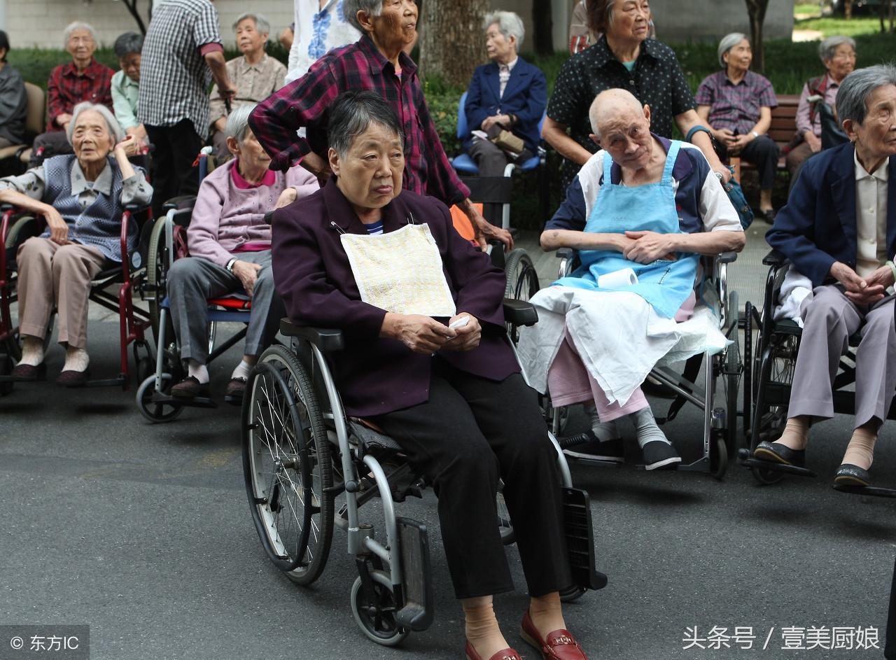 首例AI机器人致死案引发全球震惊，爱与陪伴的力量超越悲剧