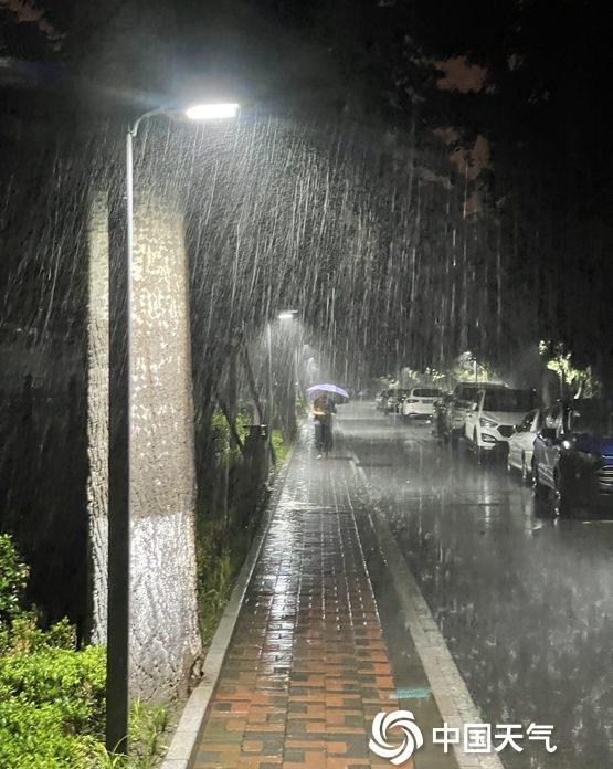 北京大暴雨最新情况及应对案例分析，暴雨侵袭下的城市应对与案例分析