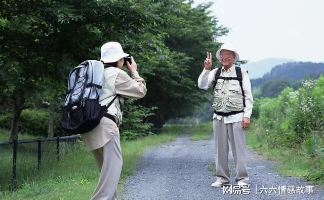 白瑞德演员，自然之旅的心灵探寻，寻找内心的宁静与平静