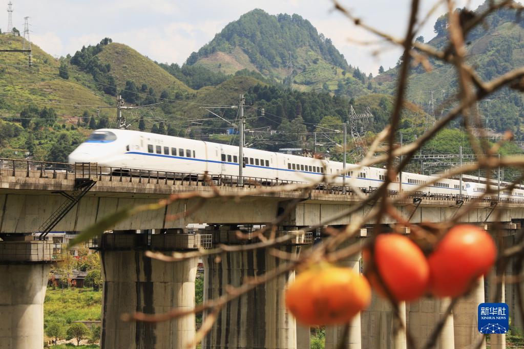 普安高铁最新动态，飞驰梦想之旅，列车即将启程！