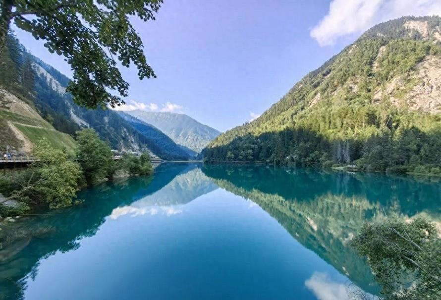 情迁微信最新外挂，自然美景的心灵之旅探索