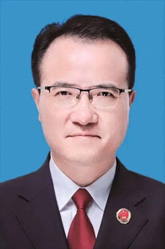 准格尔旗最新拟任干部亮相，探索小巷中的隐藏瑰宝