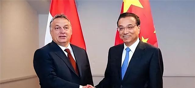 最新款发型造型图片男，发型背后的友情纽带与故事展现